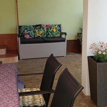 Hilda - Two Bedroom Villa